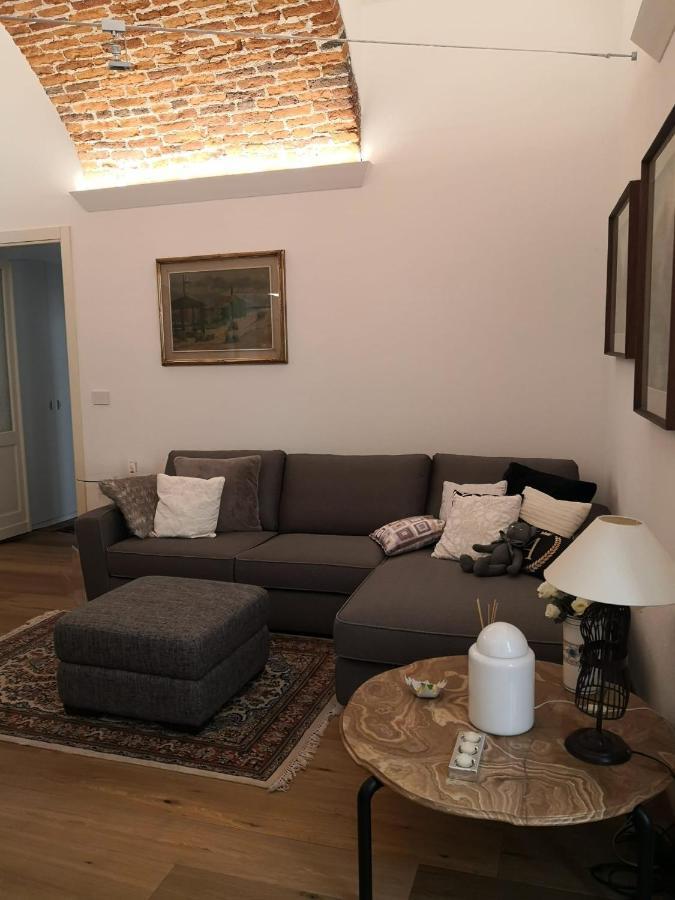 Casa Del Conte Massimiliano Roero Apartman Cuneo Kültér fotó