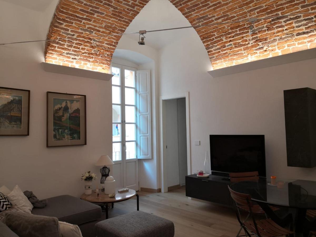 Casa Del Conte Massimiliano Roero Apartman Cuneo Kültér fotó