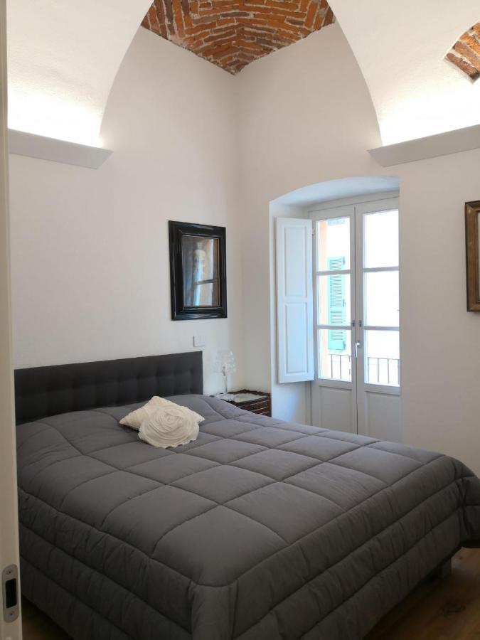Casa Del Conte Massimiliano Roero Apartman Cuneo Kültér fotó