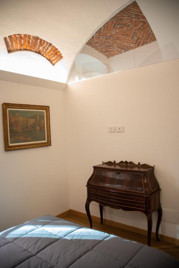 Casa Del Conte Massimiliano Roero Apartman Cuneo Kültér fotó