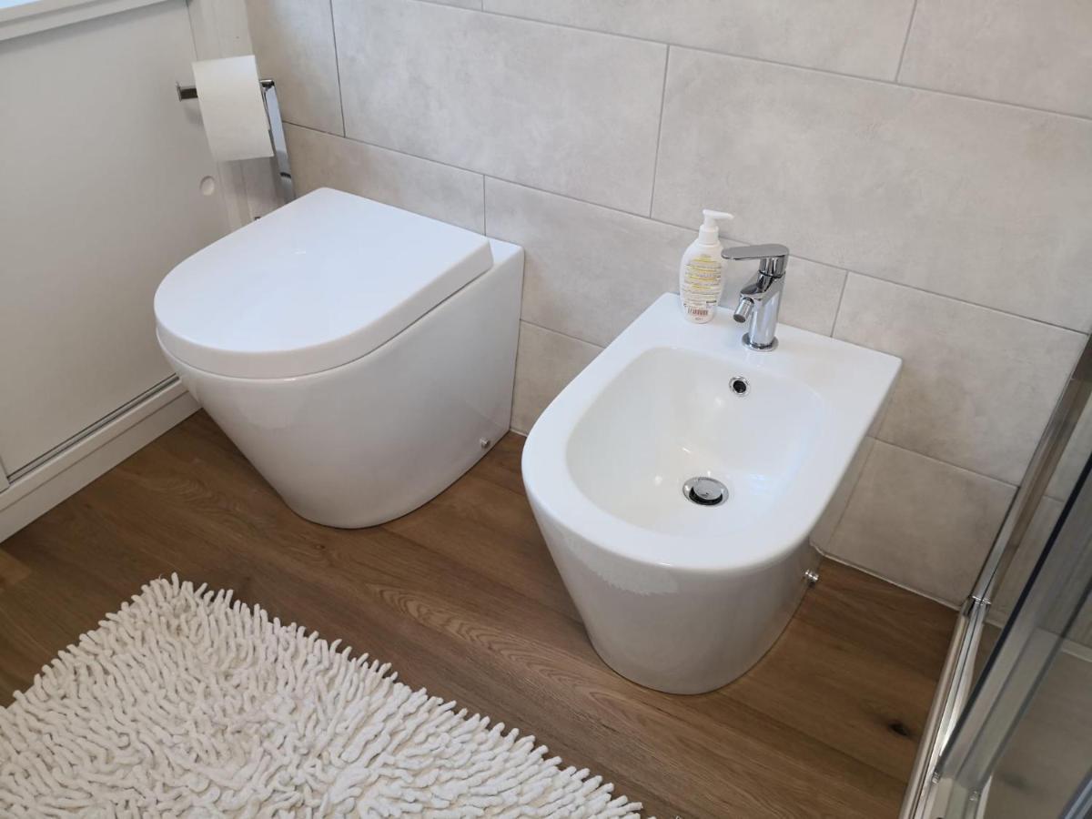 Casa Del Conte Massimiliano Roero Apartman Cuneo Kültér fotó